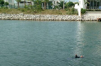 Cadáver flotando: aparece albañil de OMNI en Muelle 69 de Puerto Cancún