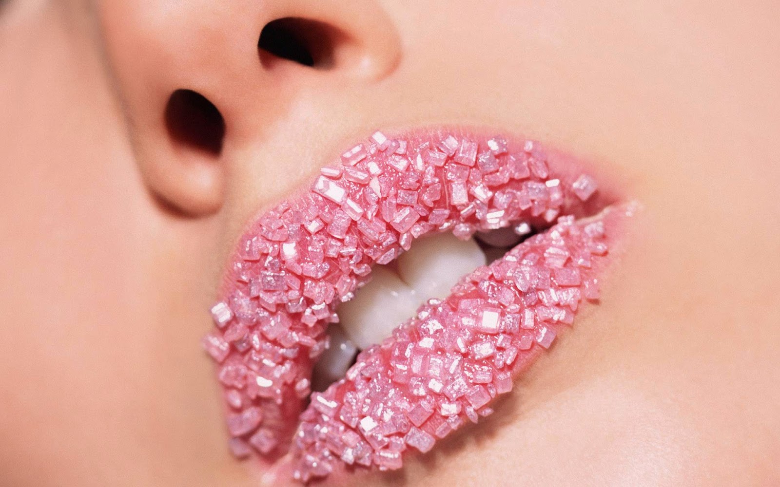 makeup lips pink