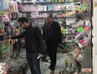 محافظ أسيوط: ضبط لحوم غير صالحة للاستهلاك وألعاب نارية محظورة وتحرير 384 محضراً بالمراكز