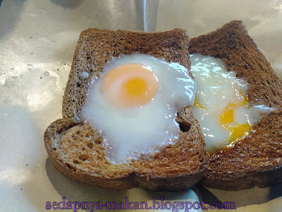 soft boiled omega eggs on toast