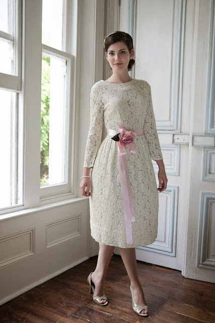 HVB vintage wedding blog, lace wedding dresses feature