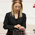 تركيا: نائبة تقيد نفسها على منصة البرلمان إحتجاجا على صلاحيات اردوغان الجديدة