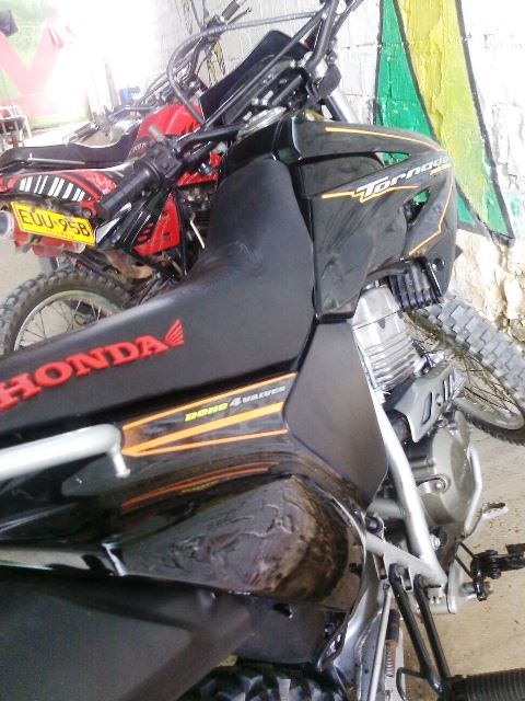 #Classificados - Vendo moto Honda, modelo Tornado