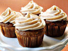 BEST CARROT CUPCAKES RECIPE