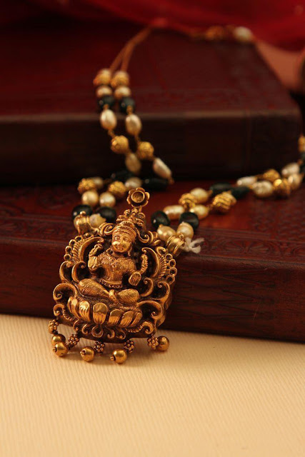 Temple jewellery from Manubhai