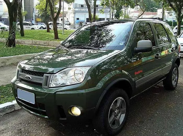 EcoSport FreeStyle 2009 - perfil dianteiro