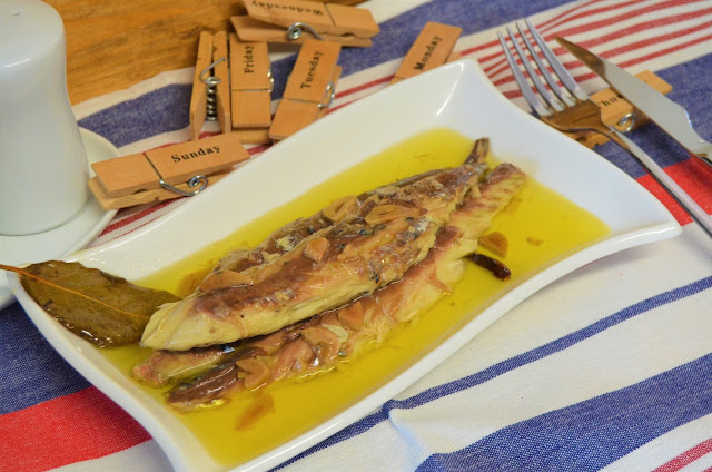 Cocinando a fuego lento, PESCADOS, caballa en aceite crockpot, crockpot, pescado en crockpot, crock pot españa recetas, crockpot recetas, crock pot español, crock-pot recetas, caballa en aceite,