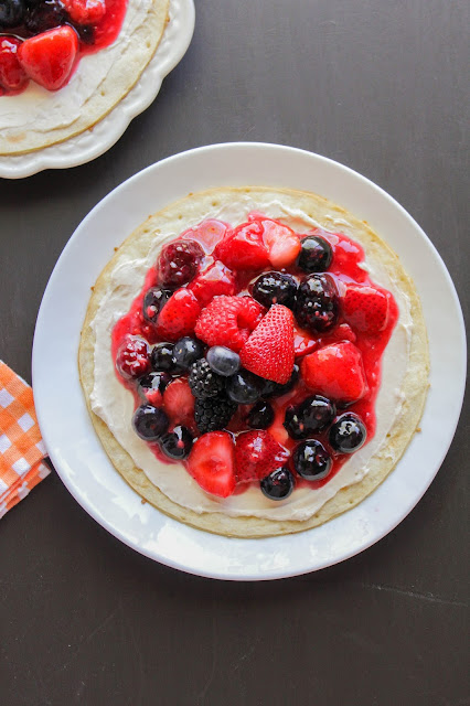 Berry Breakfast Flatbreads | The Chef Next Door