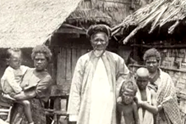Kerajaan-kerajaan di Papua, Pengaruh Majapahit dan Kesultanan Islam