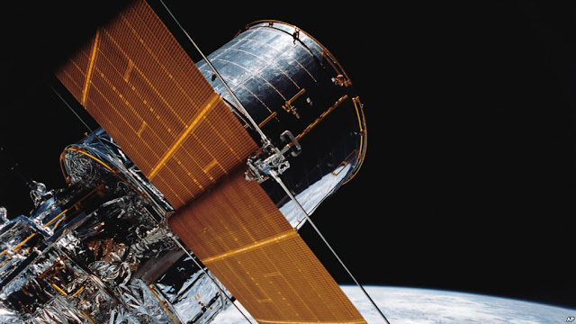 Hubble Space Telescope's Premier Camera Shuts Down.