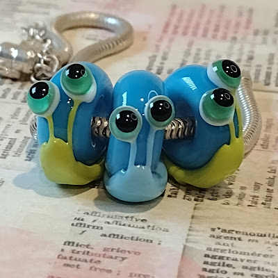 suer cute big hole snail beads