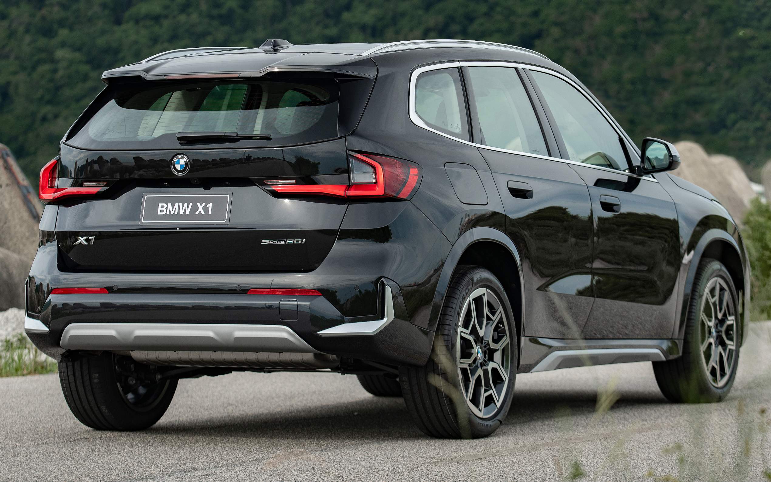 Novo BMW X1 - carro premium mais vendido do Brasil