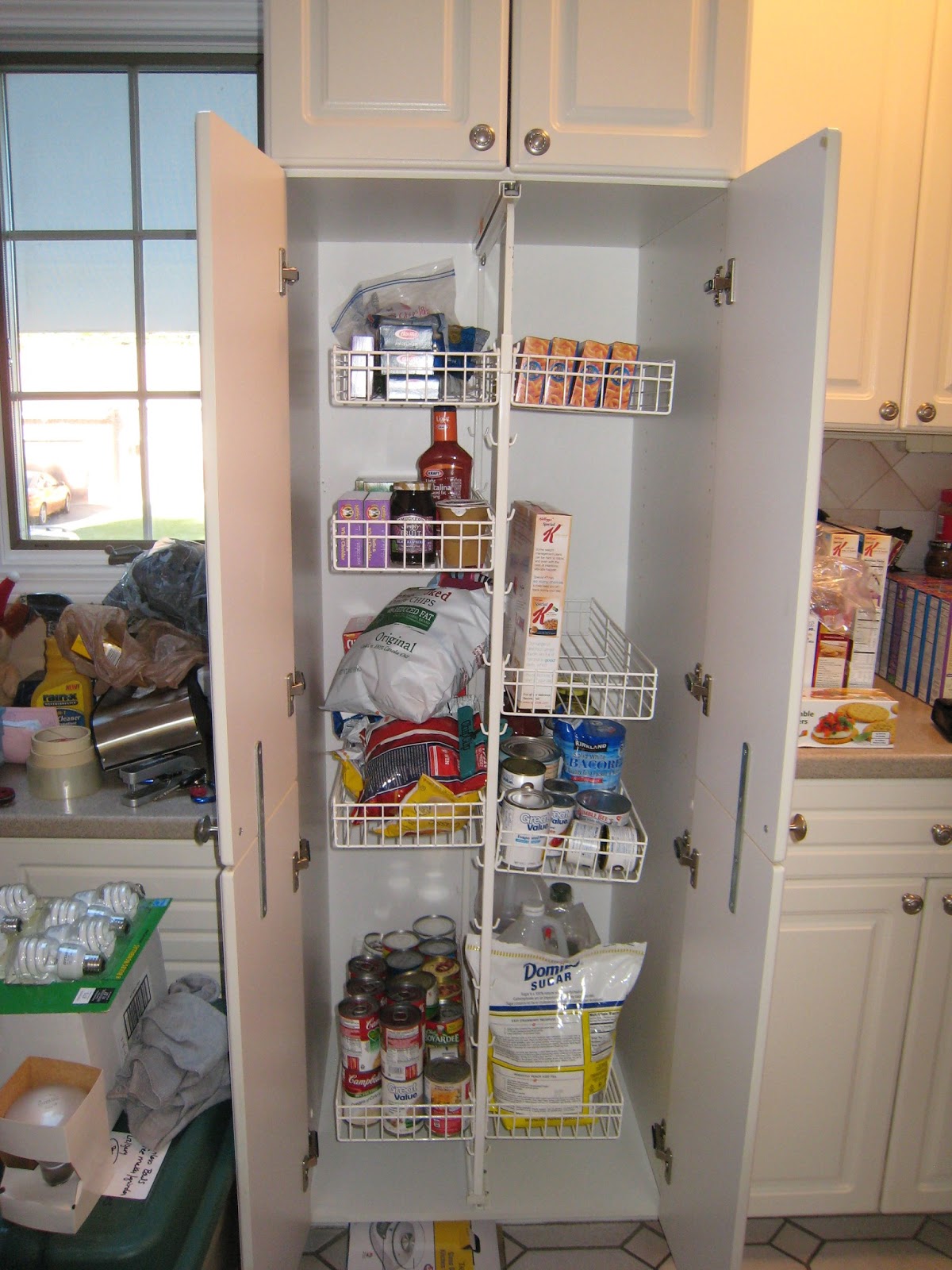 Rhody Life: DIY: Pantry Shelves