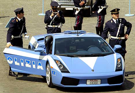 Wallpaper Mobil Polisi Lamborghini Keren