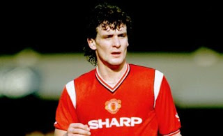 Mark Hughes, legnd man united, manager, fulham