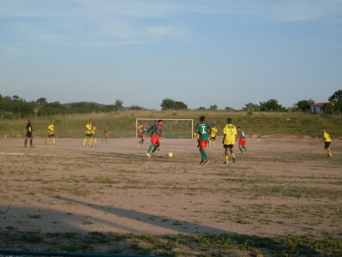 Rodada do campeonato Rural de futebol é realizada no povoado Ponto de Mairi.