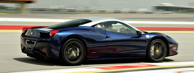 Automotive Review - Ferrari 458 Italia 4.5 A