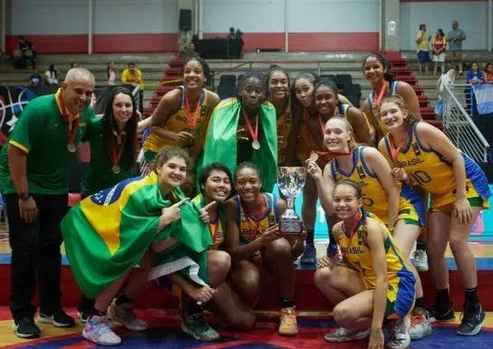 Seleção Brasileira Feminina Sub-17 é convocada para o Sul