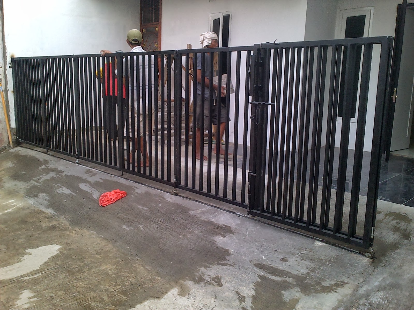 Bengkel Las B Workshop Pintu Pagar Lipat 7 Daun Pintu 