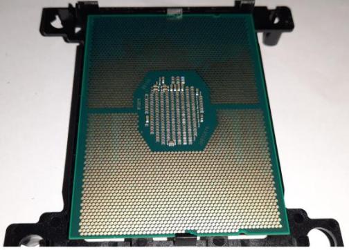 Processor terpasang pada CPU carrier