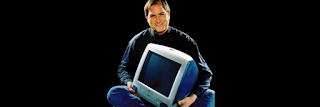 Steve Jobs con iMac en 1998
