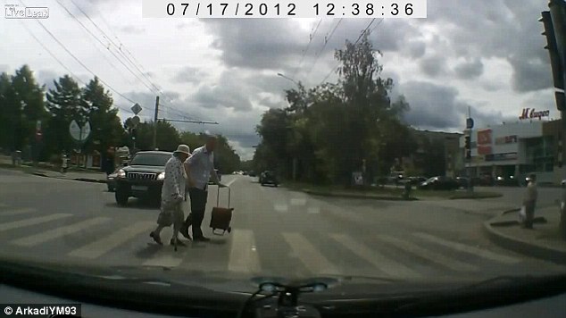 Buenas acciones grabadas por cámaras de vídeo de los coches