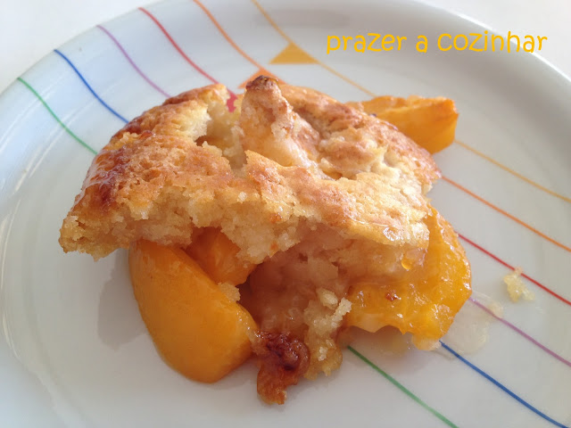 prazer a cozinhar - cobbler de nêsperas prazer a cozinhar - cobbler de nêsperas