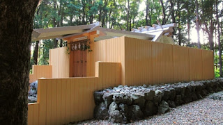 人文研究見聞録：上田神社（伊勢市） ［三重県］