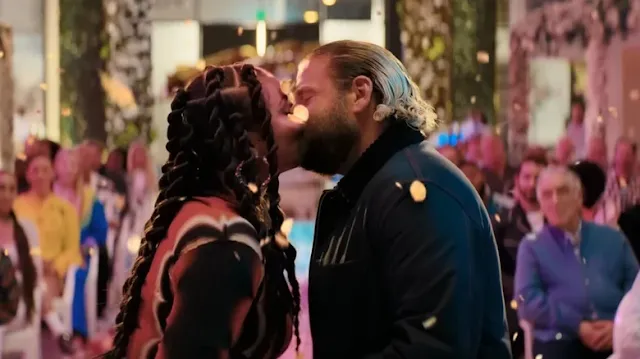 The Real Reason These Actors Used VFX For Their On Screen Kisses