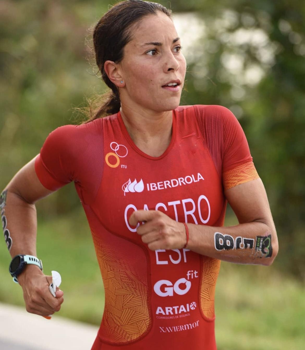 Spanish triathlete Saleta Castro running