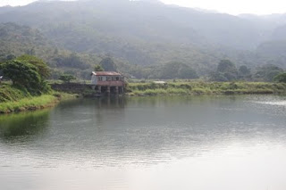 南涌（Nam Chung）の池はひっそりと静まり返っていた