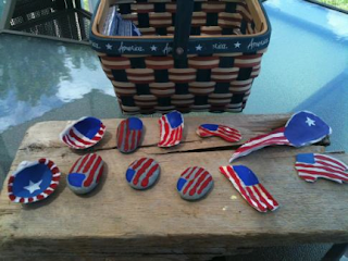 Painted shells and rock crafts are patriotic for usa 