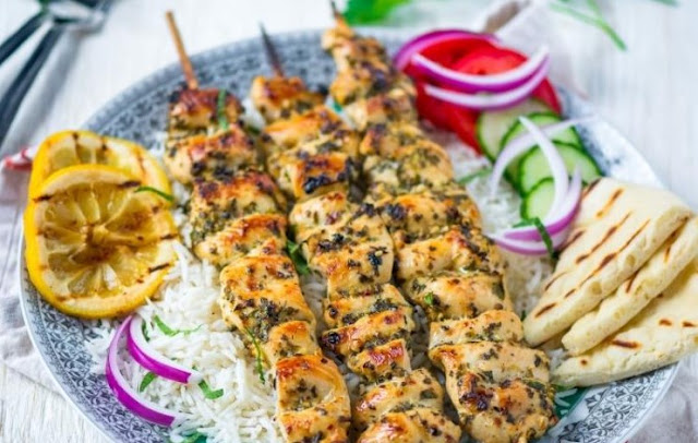 Greek Chicken on a Stick #healthy #lunch