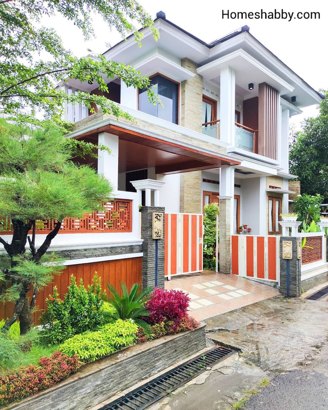 6 Desain Pagar Besi Minimalis Dengan Batu Alam Terbaru Homeshabbycom Design Home Plans