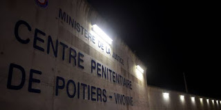 Jusqu'à 5 ans ferme prononcés au procès de la mutinerie de la prison de Vivonne en 2016