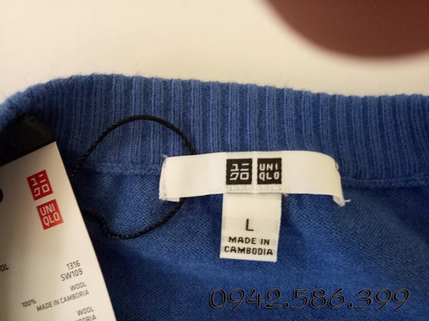 Áo len nam sợi mỏng UNIQLO