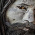 Οι τρομακτικοί μοναχοί Aghori: Τρέφονται με ανθρώπινη σάρκα και διαλογίζονται πάνω σε πτώματα !