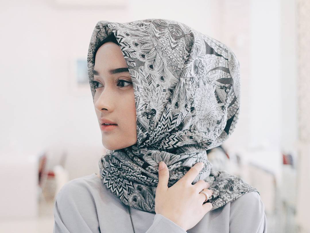 45 Model  Hijab  Terbaru 2019 Simple  Modern Elegan