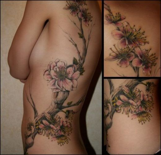 The first of my jawdropping tattoos pics is this flower tattoo running down