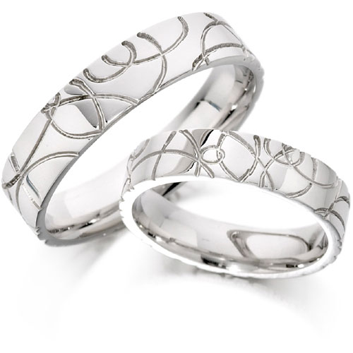 Wedding rings with a sculpture at the top and the ring body will also become