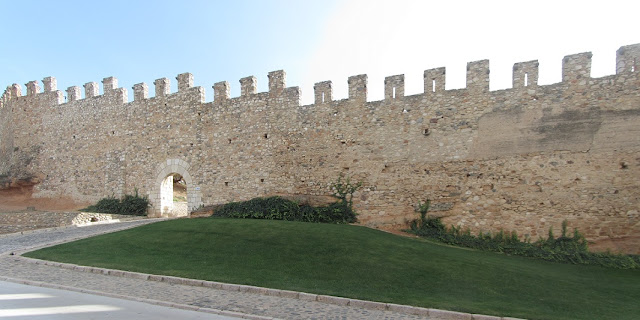 Prenafeta a Poblet - Camí de Sant Jaume de Compostela; Portal del Foradat a Montblanc