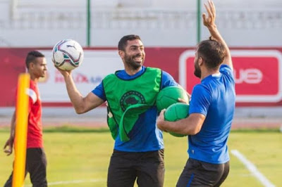 تحدي جديد بين احمد فتحي وعلي معلول في مران الاهلي اليوم