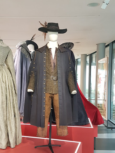 Costumes dessinés par Thierry Delettre pour le film de Martin Bourboulon