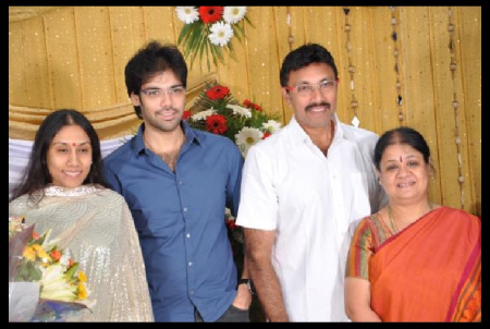Sathyaraj  family 
