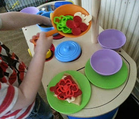 Green Toys Recycled Plastic Cookware And Dining Set Review playing cooking pizza parlour