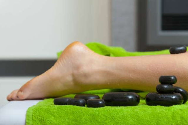 from splashes to scours how to give your feet a spa day