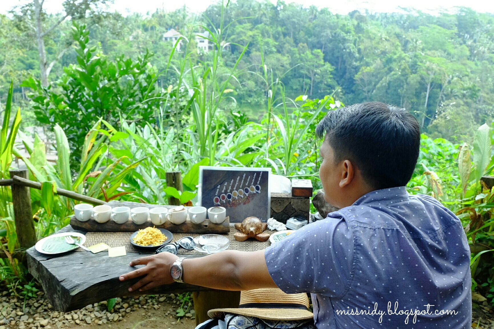 pengalaman di bali pulina