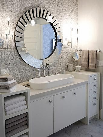 To da loos: 12 round bathroom vanity mirrors