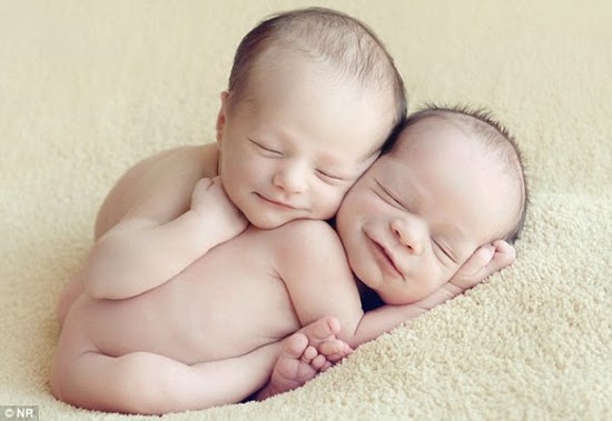 10 GAMBAR BABY TIDUR GAYA COMEL  CERITA POPULAR