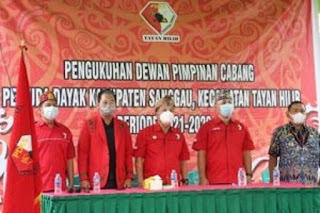 Wabup Sanggau Hadir Musyawarah Cabang dan Pengukuhan Pengurus Dewan Pimpinan PDKS